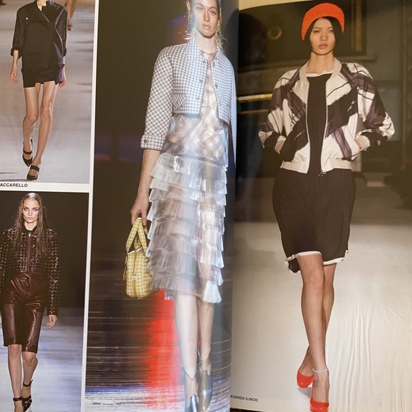 🎁 GREAT GIFT FOR A FASHIONISTA 2012 spring/summer collections fashion show mag - Picture 4 of 5